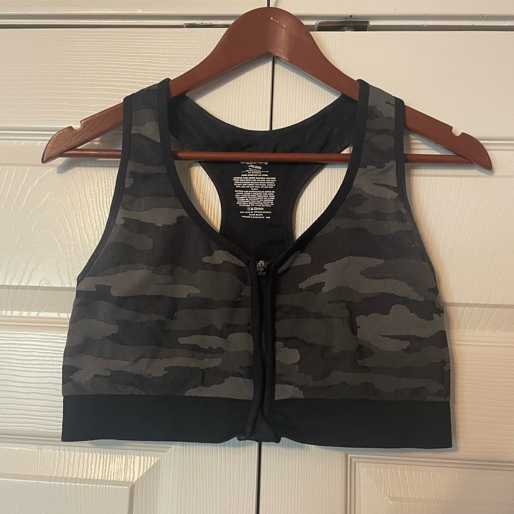Avia Zip-Up Sports Bra NWOT